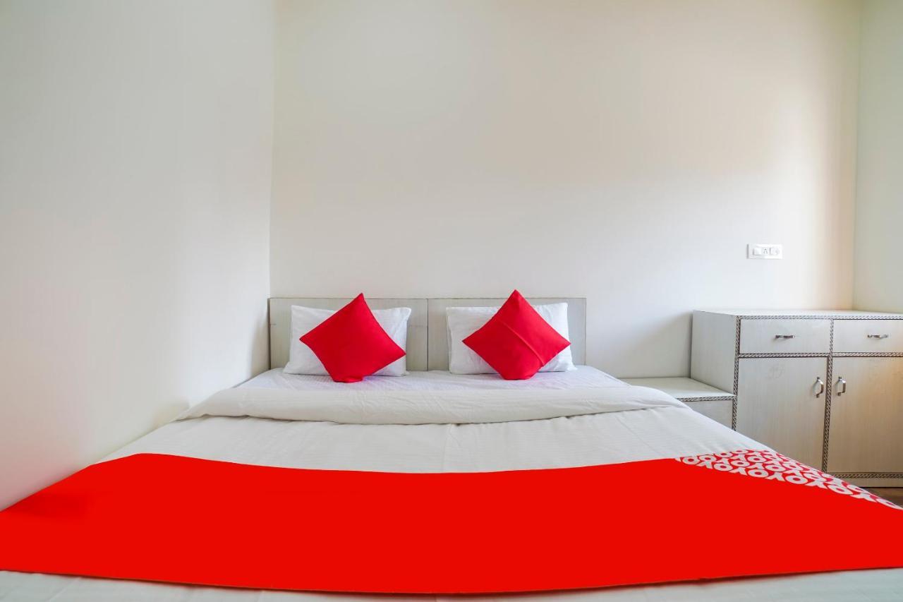 Oyo 67163 Anantham Residency Otel Narendra Nagar Dış mekan fotoğraf